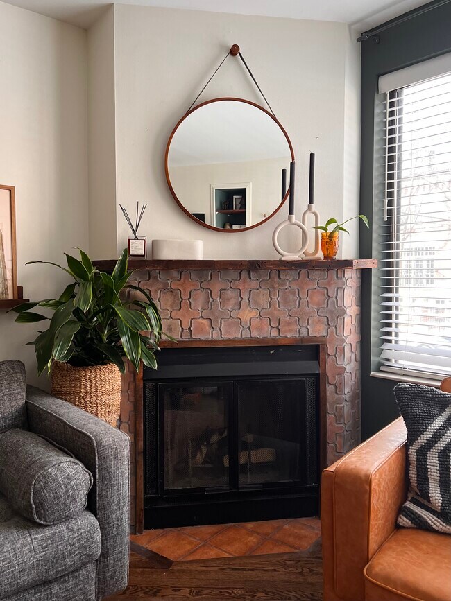 Foto del edificio - 2643 N Southport Ave