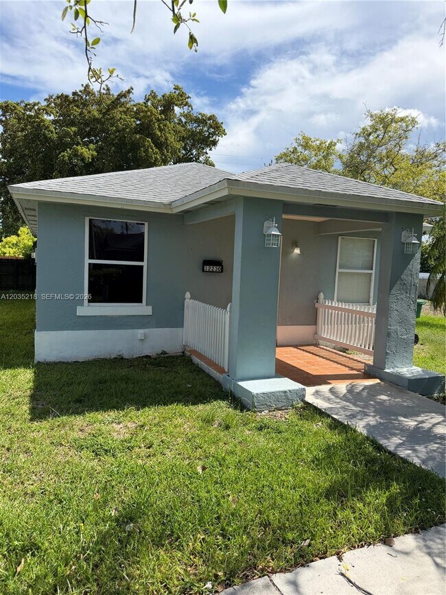 Foto del edificio - 12230 SW 203rd St