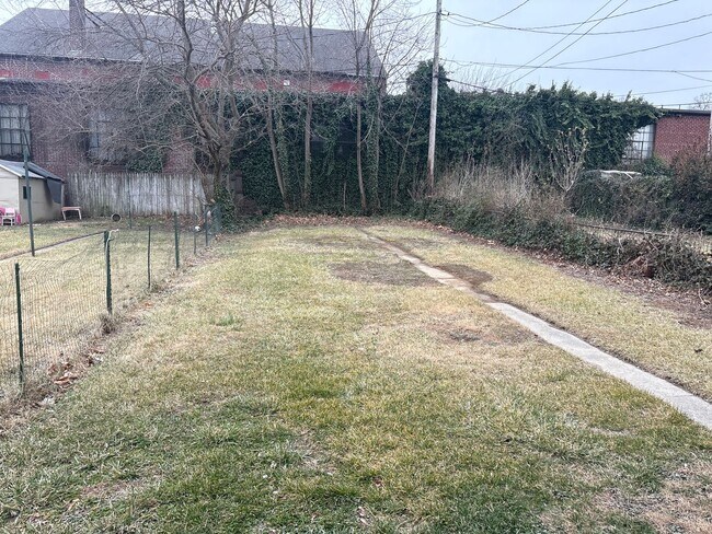 Foto del edificio - 2 Bedroom 1 Bath House, Fenced Yard- York City SD