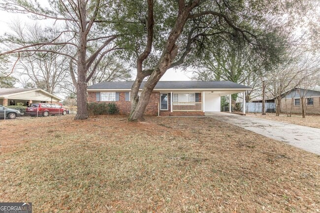 Building Photo - 115 Wesleyan Dr