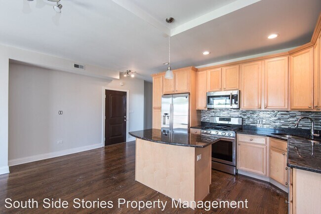 Building Photo - 4235 S Calumet Ave