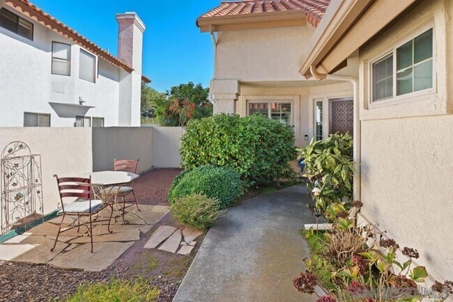 Foto del edificio - 16427 Calle Pulido