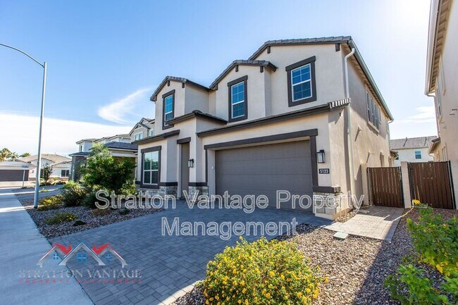 Building Photo - 5123 E Village Dr