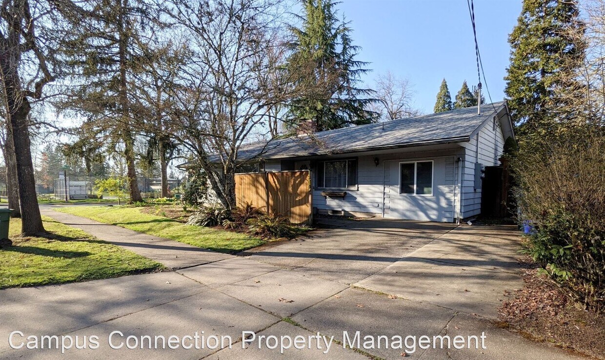 5 br, 2 bath House 1215 E 24th House for Rent in Eugene, OR