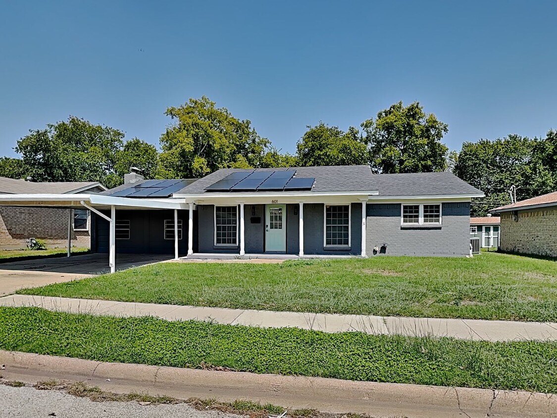 Foto principal - READY NOW IN RANCHO NORTH! THIS IS A MUST ...