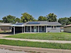 Building Photo - 601 Ruidoso Dr