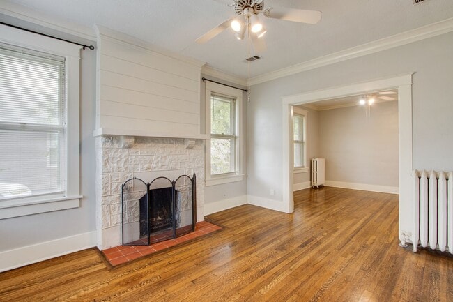 Foto del edificio - 670 Dickinson St