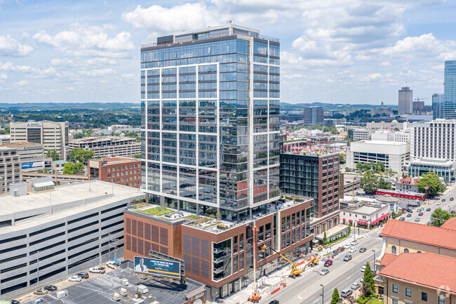 Building Photo - 2010 West End