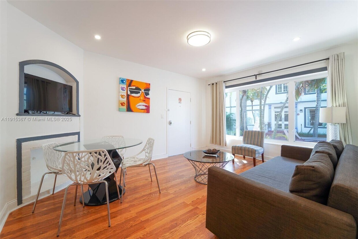 Foto principal - 1536 Jefferson Ave