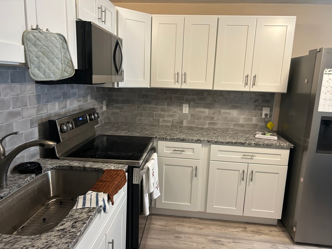 Photo - 120 Gesler St (Providence, RI)