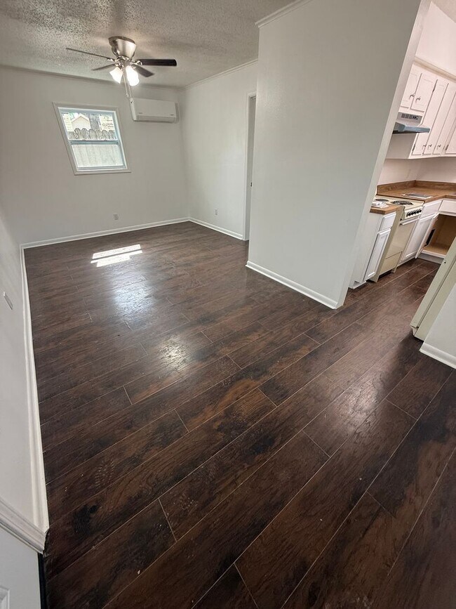 Foto del edificio - 1018 S 16th St