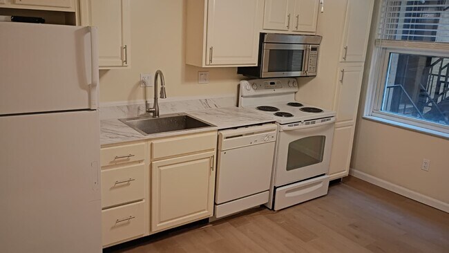 Foto del edificio - 5523 Ellsworth Ave