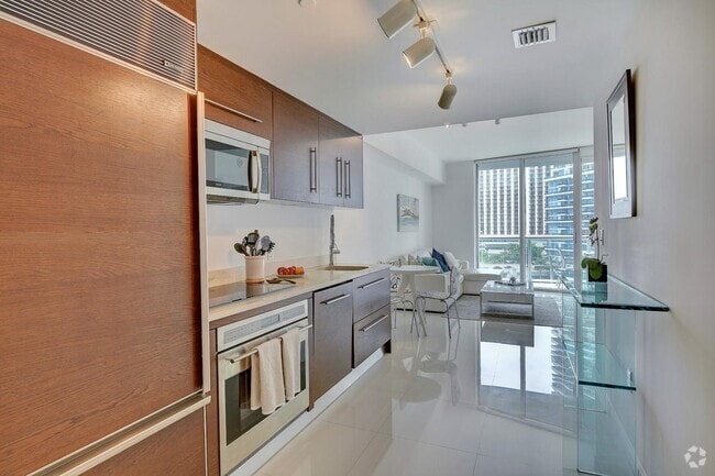 Building Photo - 465 Brickell Ave