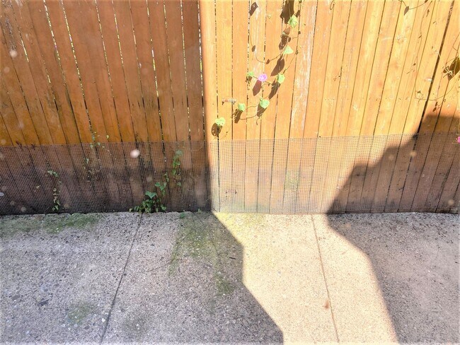 Foto del edificio - Lovely 3bd/1.5bth Home with Covered Porch ...