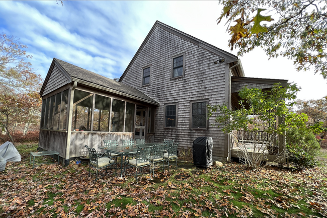 Building Photo - 3 Swan Neck Rd
