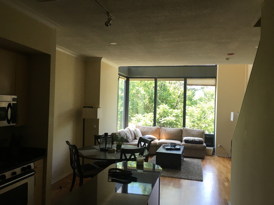 Foto principal - 600 N Kingsbury St