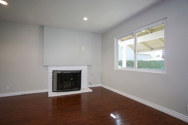 Building Photo - 12024 Alberta Dr