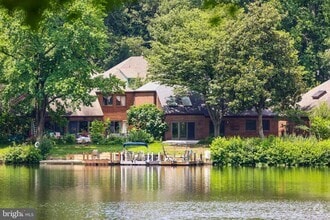 Building Photo - 11311 Harborside Cluster