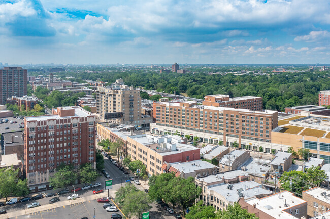 Aerial Photo - 4420-4428 N Sheridan Rd