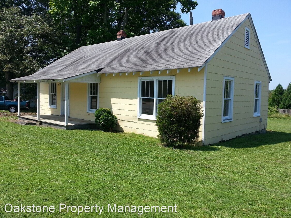 Foto principal - 3 br, 1 bath House - 630 Courthouse Rd.