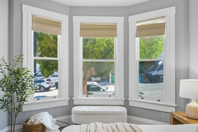 Photo - 438 30th St Apartment