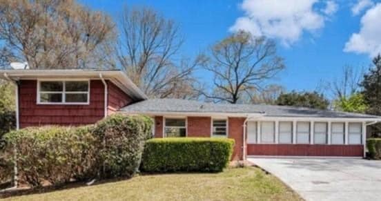 Photo - 845 Valley Brook Rd