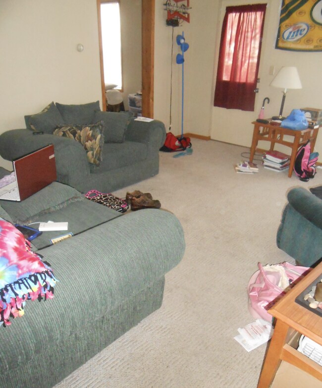 Foto del edificio - 2 bed 1 bath near UWEC area!