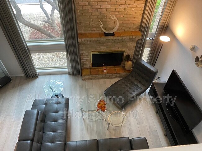 Foto del edificio - 8907 Willmon Way