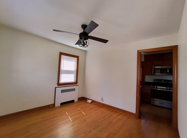 Foto del edificio - 6014 43rd St