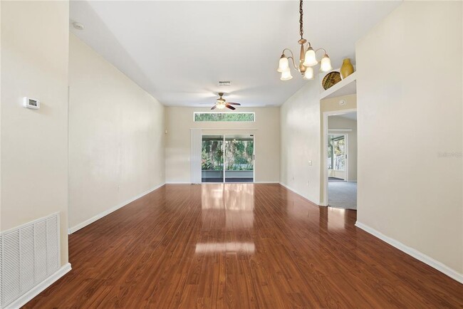 Building Photo - 30525 Lanesborough Cir