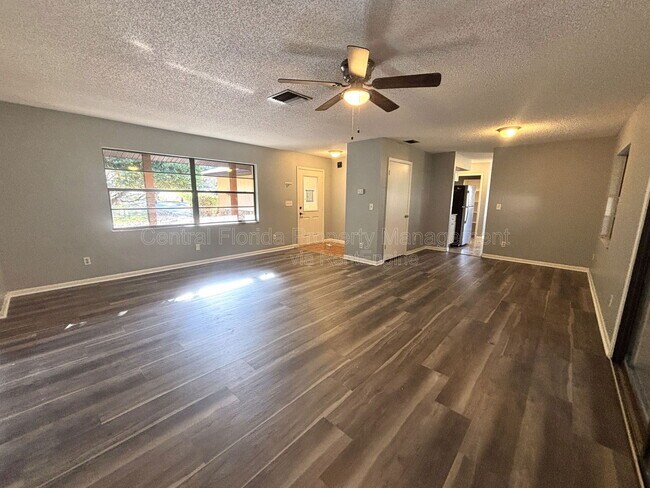 Foto del edificio - 12429 Sunshine Dr