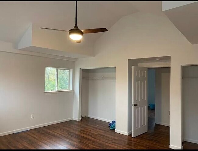 Building Photo - 31 New Sugar Creek Rd