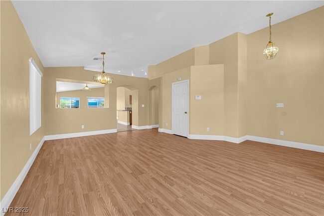 Building Photo - 1900 Crystal Glen Ct