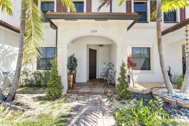 Foto del edificio - 3253 W 106th Terrace