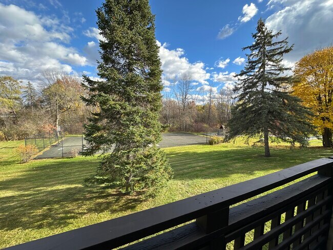 Foto del edificio - 190 Quarry Hill Rd