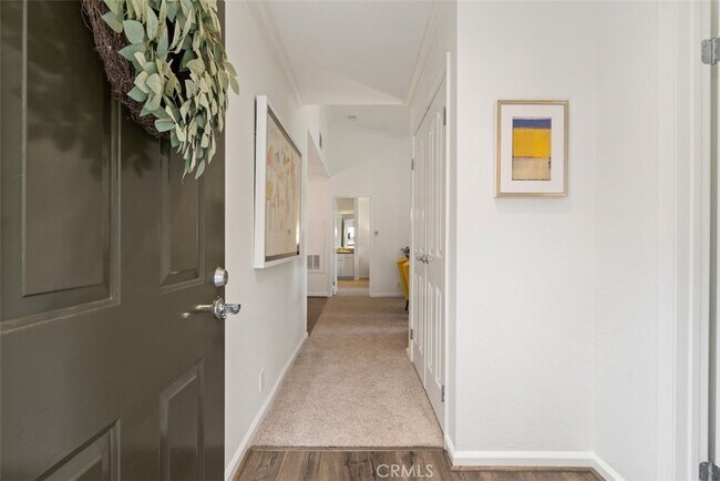 Foto del edificio - 25561 Indian Hill Ln