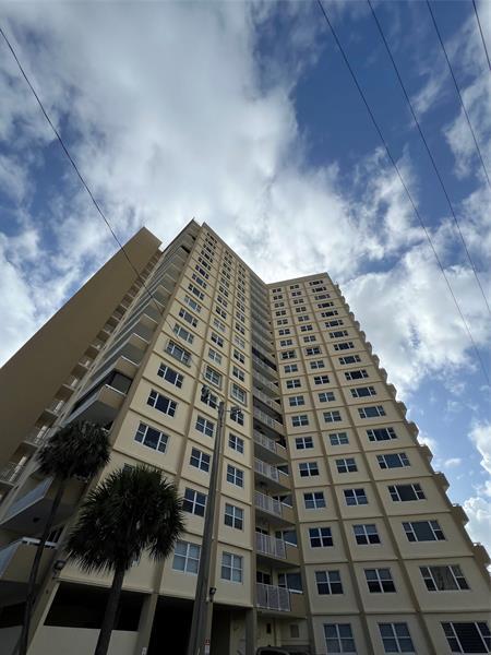 Foto principal - 1200 Hibiscus Ave
