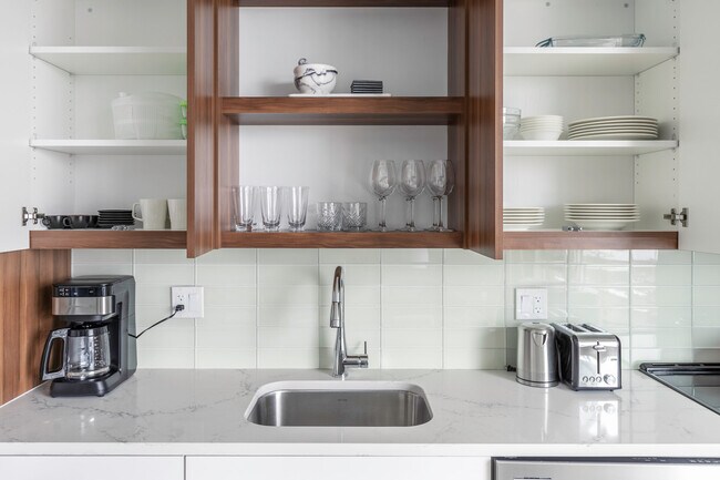 Foto del edificio - 5 Glassdoor Ave-SI FL4-ID3356A