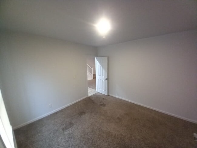 Building Photo - 75 Waverly St