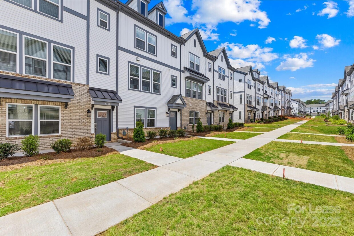 Foto principal - 1706 Blanche St