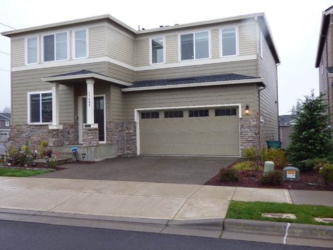 Building Photo - 17495 NW Woodrush Way