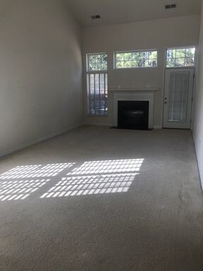 Foto del edificio - 6348 Eagles Crest Ln