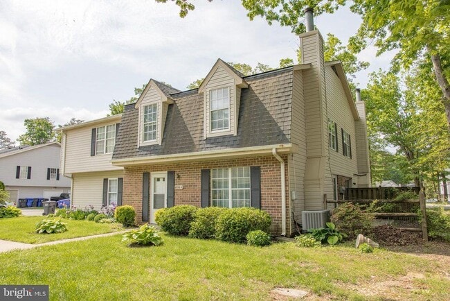 Building Photo - 4556A Ryan Pl