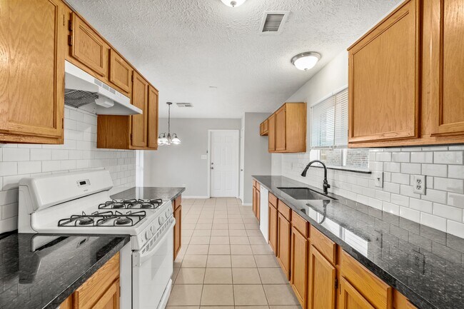 Foto del edificio - 10823 Fairstone Dr