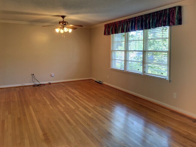 Building Photo - Brick 3/2 in North Opelika