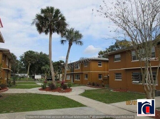 Foto del edificio - 320 W Howry Ave