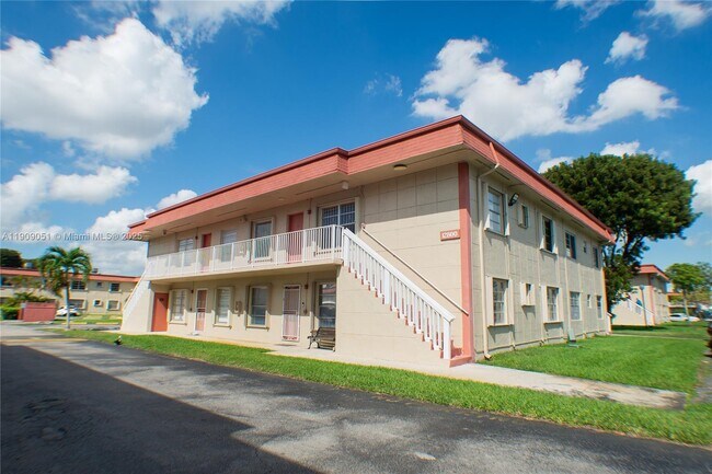 Foto del edificio - 12800 SW 43rd Dr