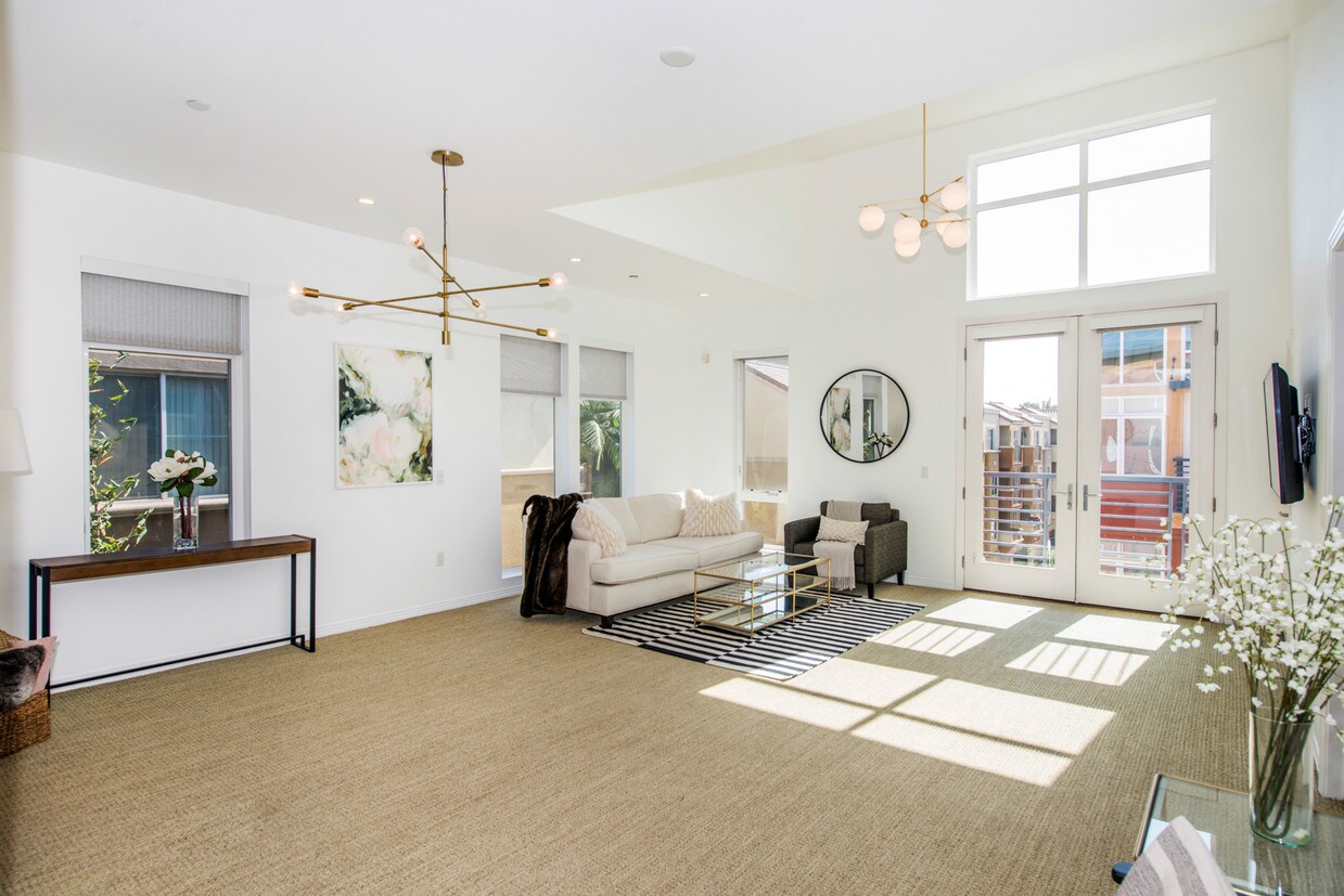 4050 Glencoe Ave, Marina del Rey, CA 90292 Condo for Rent in Marina