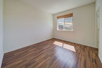 Building Photo - 5067 Bianco Cir