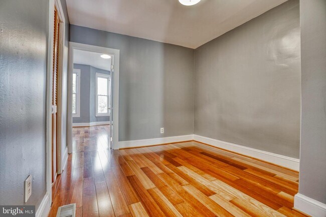 Building Photo - 1718 Belt St